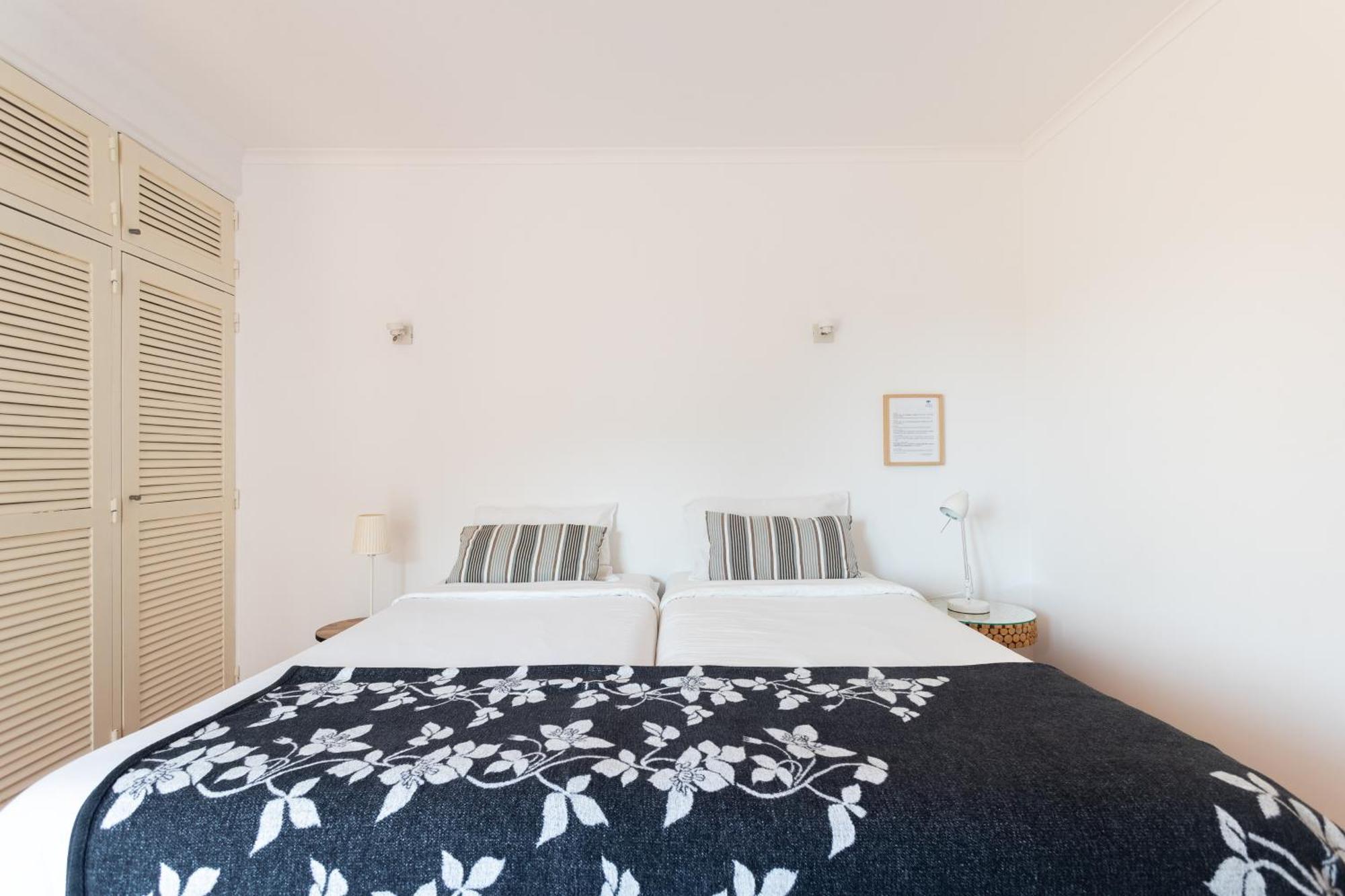 Blue Buddha Beach House Ericeira Ruang foto