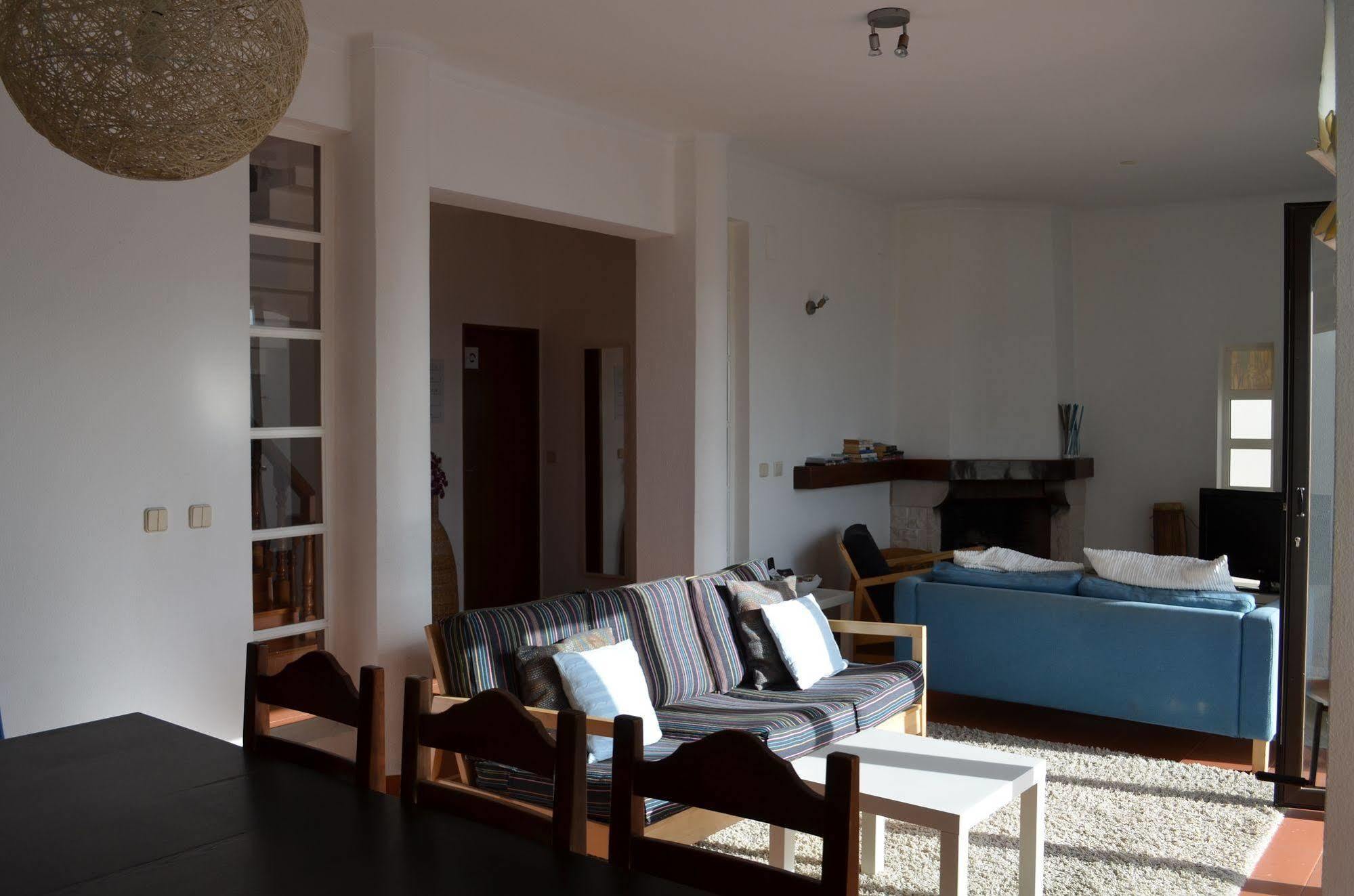 Blue Buddha Beach House Ericeira Bagian luar foto